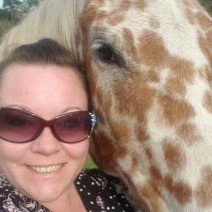 Meet your Posher, Jency